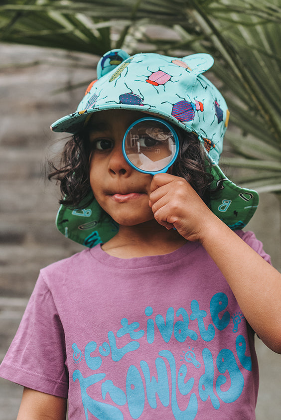 Why choose a kids sun hat with a neck flap? – Little Hotdog Watson