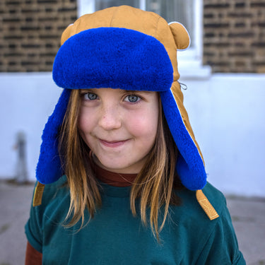 Cinnamon colour winter trapper hat with blue faux fur (Image #9)