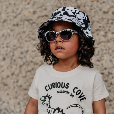 Kid wearing panda print sun bucket hat (Image #6)