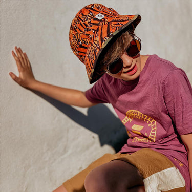 Kid wearing tiger print sun bucket hat (Image #8)