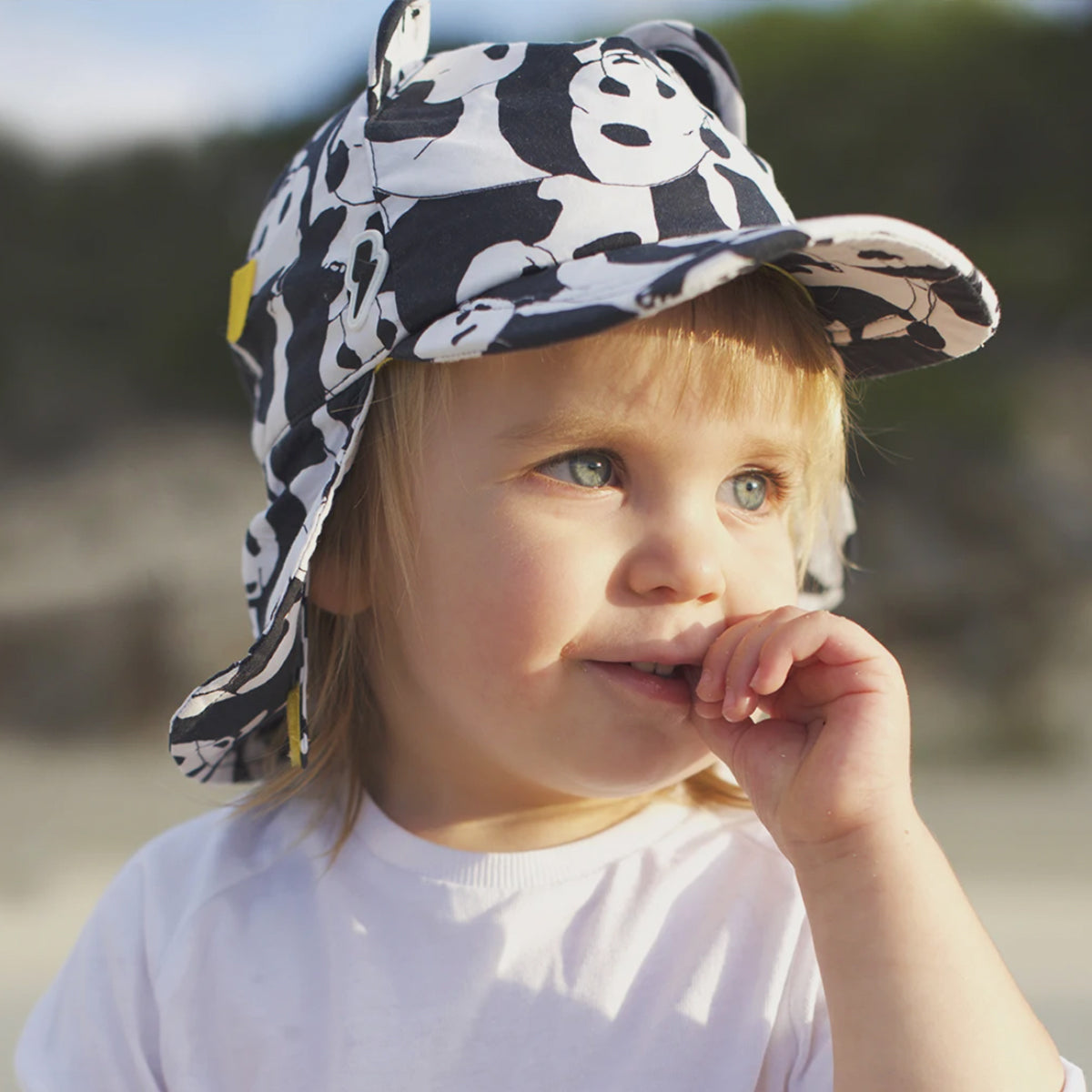 UV Protection Kids Sun Hat with Neck Flap in black and white